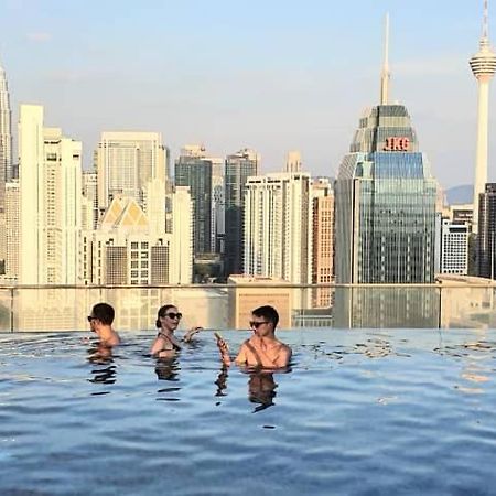 Regalia Suites With Infinity Pool Klcc By Staycation Homes Kuala Lumpur Exterior foto